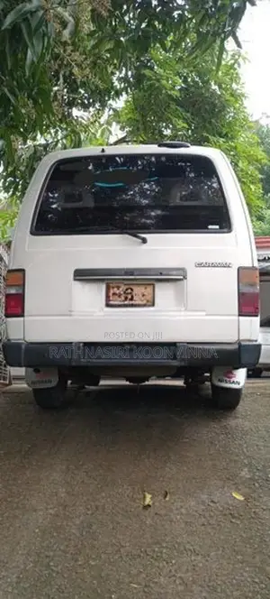 Nissan Caravan 1992