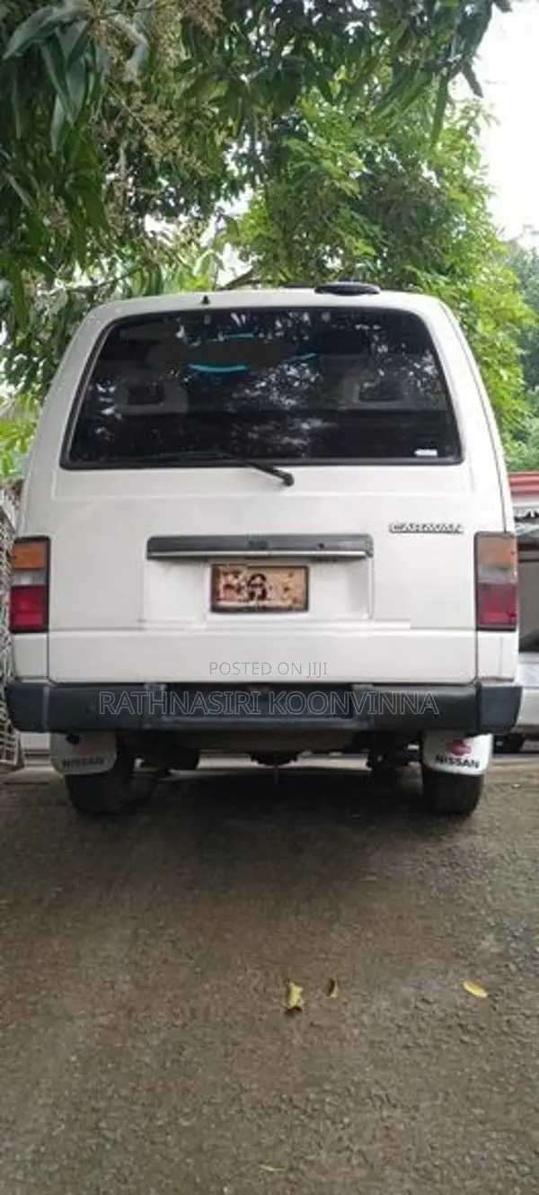 Nissan Caravan 1992
