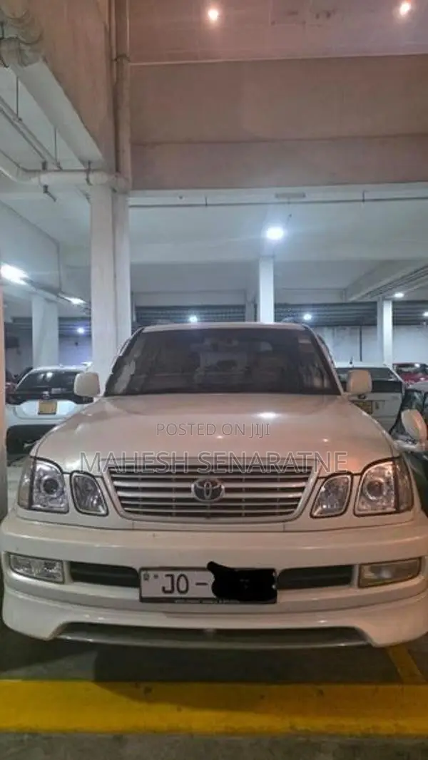 Toyota Land Cruiser Sahara 2000