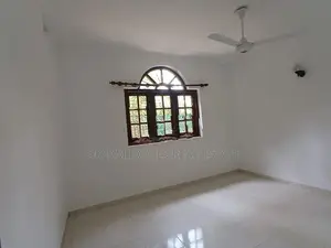 Cozy Residential House for Sale in Kottawa