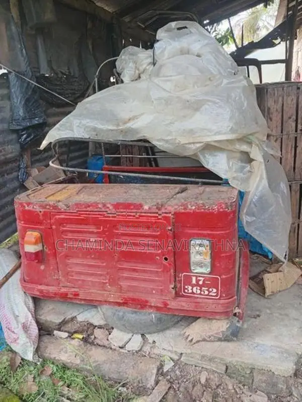 Bajaj RE 1994