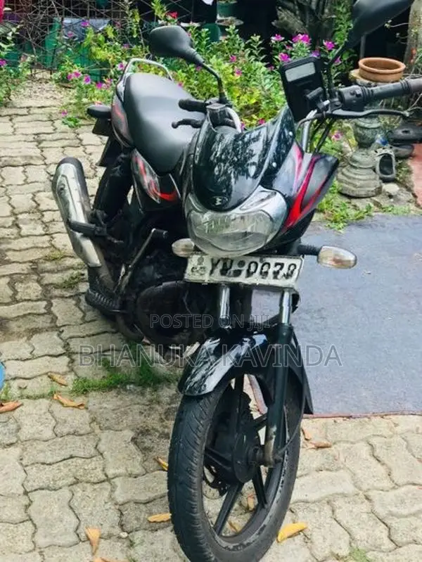 Bajaj Discover 2012