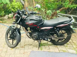 Bajaj Discover 2012