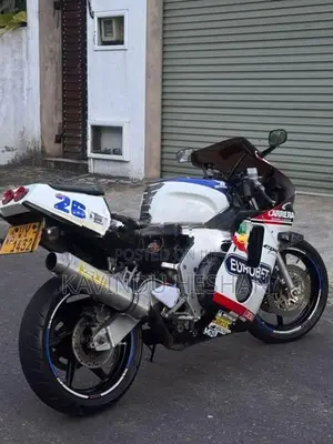 Honda CBR MC
