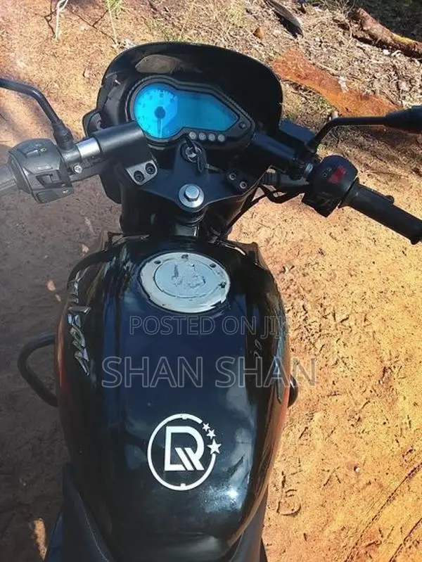 Bajaj Pulsar 180 2016