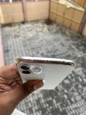 Apple iPhone 11 Pro 256GB (Used)