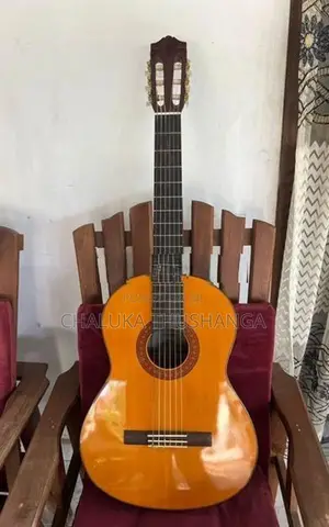 Yamaha C70 Guitar