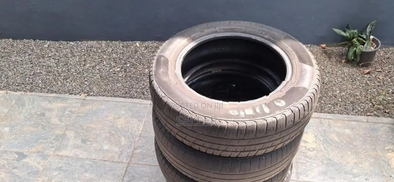 165/70/R14 Vitz Tires