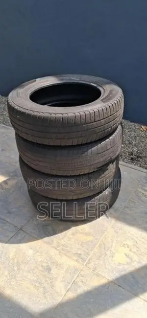165/70/R14 Vitz Tires