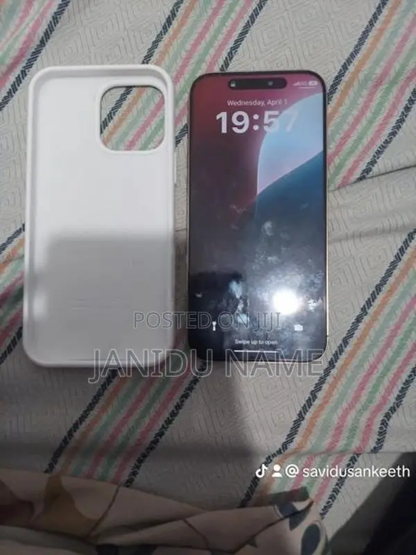 Apple iPhone 16 Pro Max (Used)