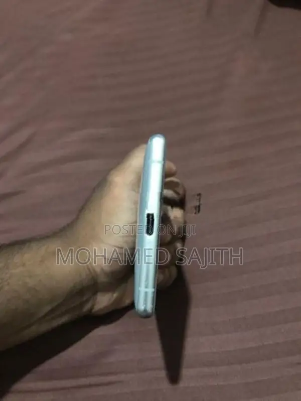 Sony Xperia Z2 (Used)