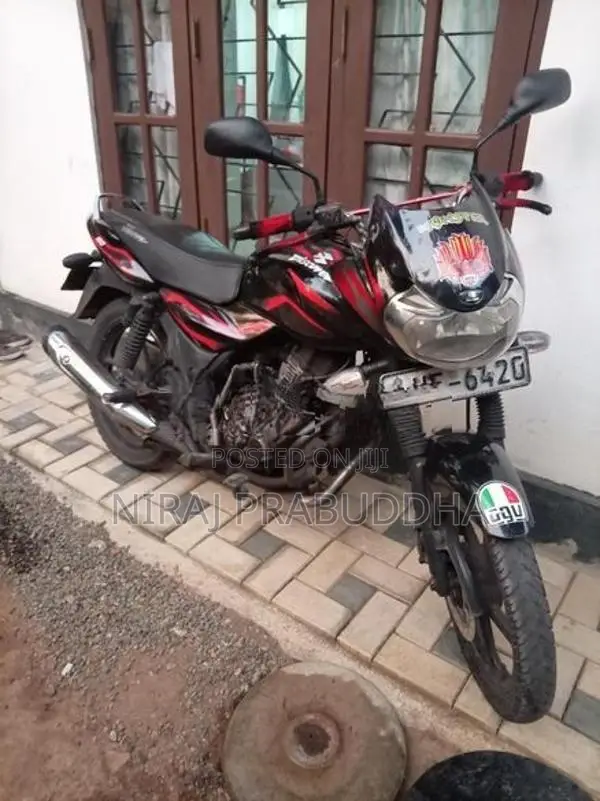 Bajaj Discover 2011