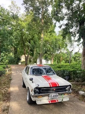 Nissan Sunny B211 1987