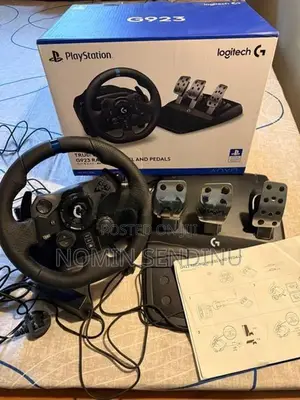 Logitech G923 Racing Wheel