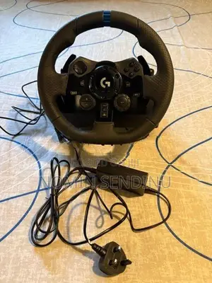 Logitech G923 Racing Wheel