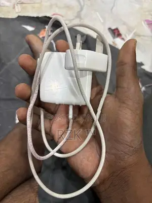 Apple 30W Charger