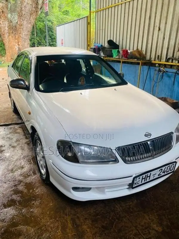 Nissan Sunny 2003