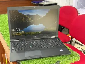 Dell i5 8Gen 8GB 256GB SSD 15.6”FHD Display