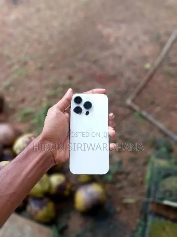 Apple iPhone 14 Pro (Used)