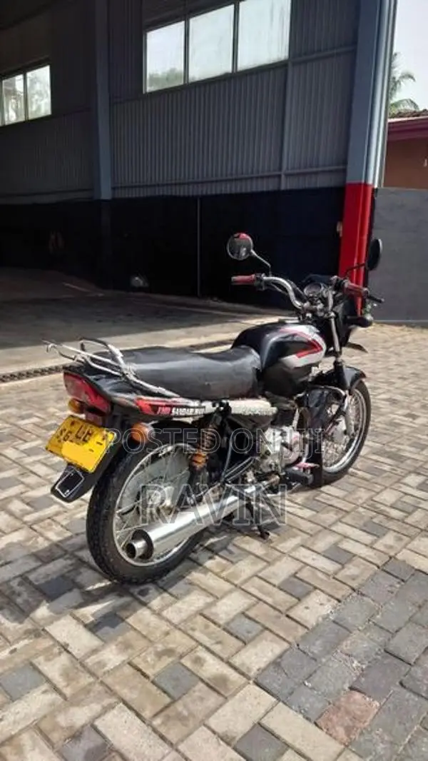 Bajaj CT100 2008