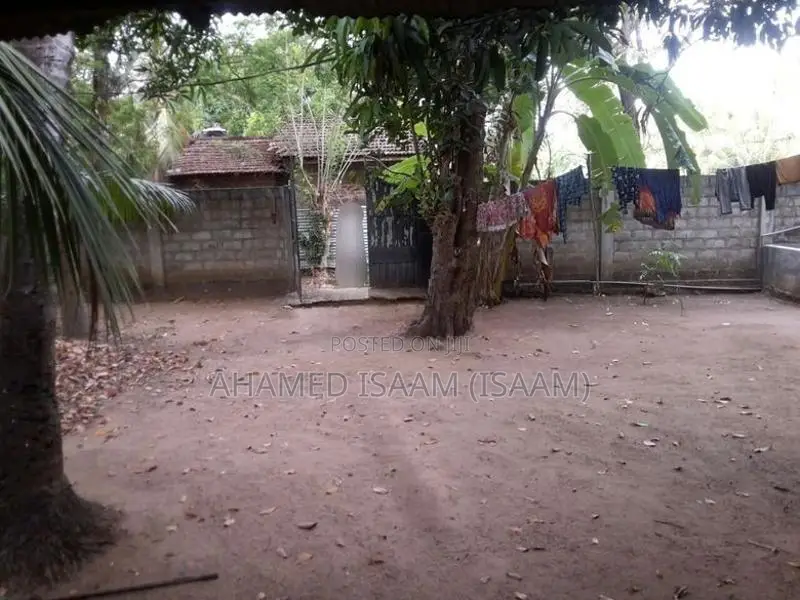 Land for Sale in Kalmunai