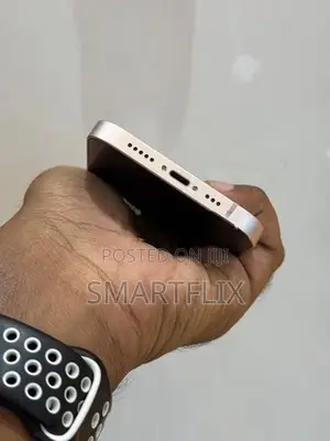 Apple iPhone 13 (Used)