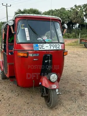 Bajaj RE 2005