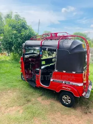 Bajaj RE 2006