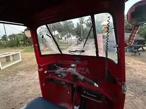 Bajaj RE 2005