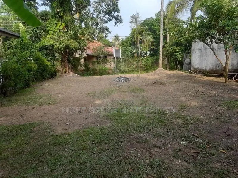 වටිනා - අනර්ඝ ඉඩම විකිණීමට සියඹලාගොඩ, පොල්ගස්ඕවිට