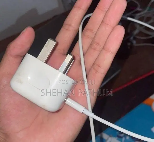 Apple iPhone 12 (Used)