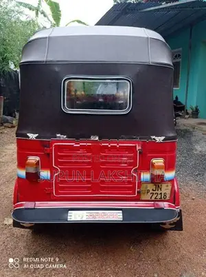 Bajaj RE 2004