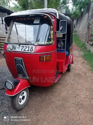 Bajaj RE 2004