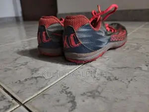 Athletic Sprint Shoes