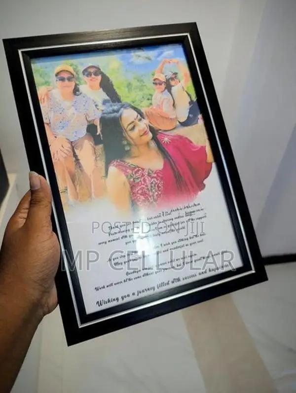 Customized photo frames