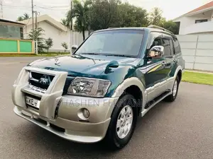 Mitsubishi Montero V6 2003