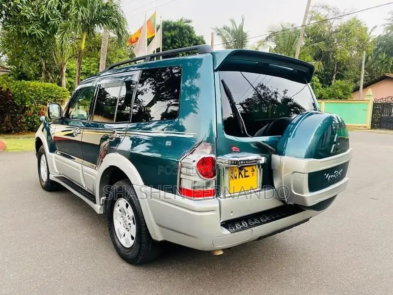 Mitsubishi Montero V6 2003