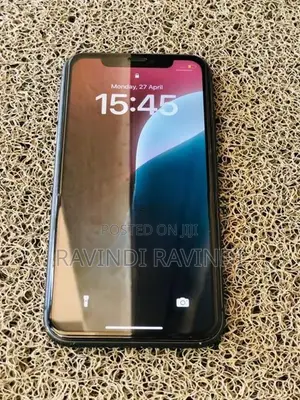 Apple iPhone 11 (Used)