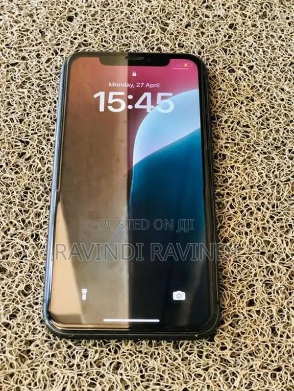 Apple iPhone 11 (Used)