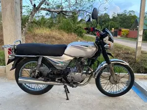 Bajaj Boxer 2004