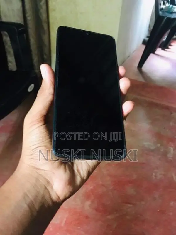 Samsung Galaxy A06 (Used)