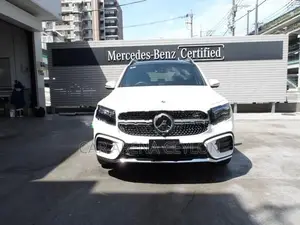Mercedes Benz GLB 180 AMG Line Premium 2025