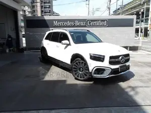 Mercedes Benz GLB 180 AMG Line Premium 2025
