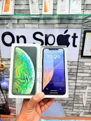 Apple iPhone XS Max 256GB (Used)