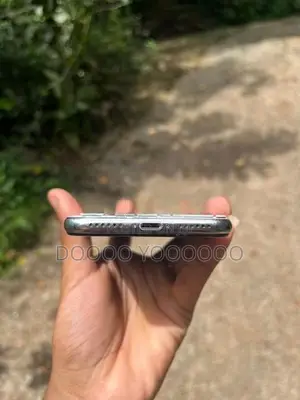 Apple iPhone X (Used)