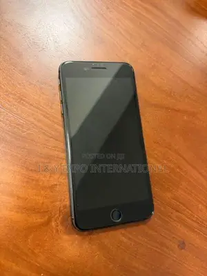 Apple iPhone 8 Plus (Used)
