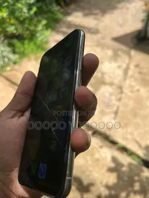 Apple iPhone X (Used)
