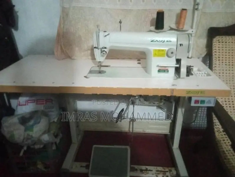 Zoje Sewing Machine