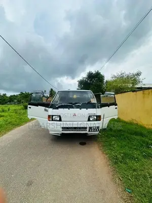 Mitsubishi Delica PO5V 1994