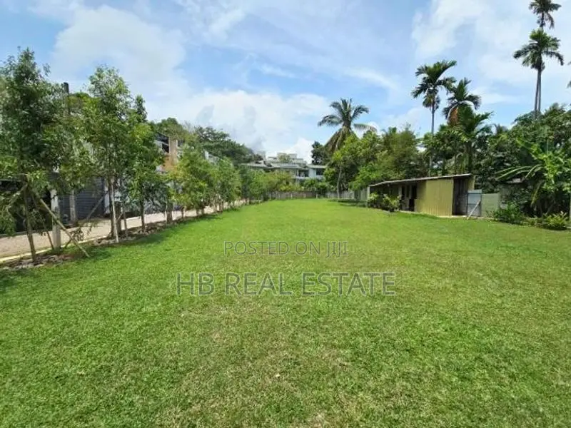 40 Perches Residential Bare Land For Sale Hokandara